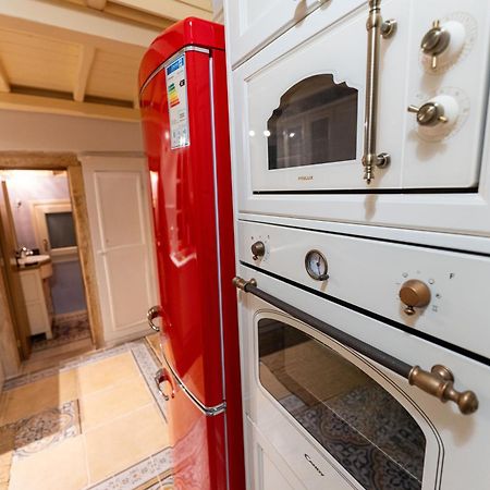 ヴロンダトスIrene'S Mansionアパートメント エクステリア 写真